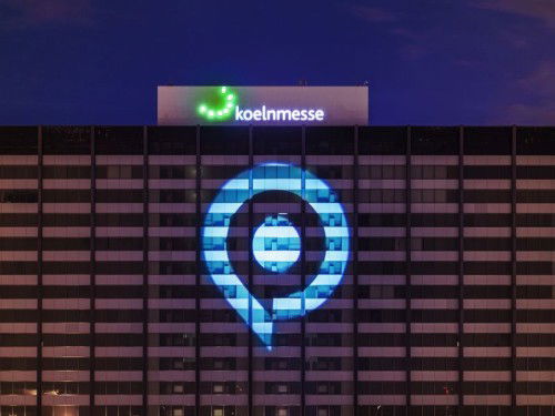 Gamescom Logo ,Bubble Projektion, Messehochhaus