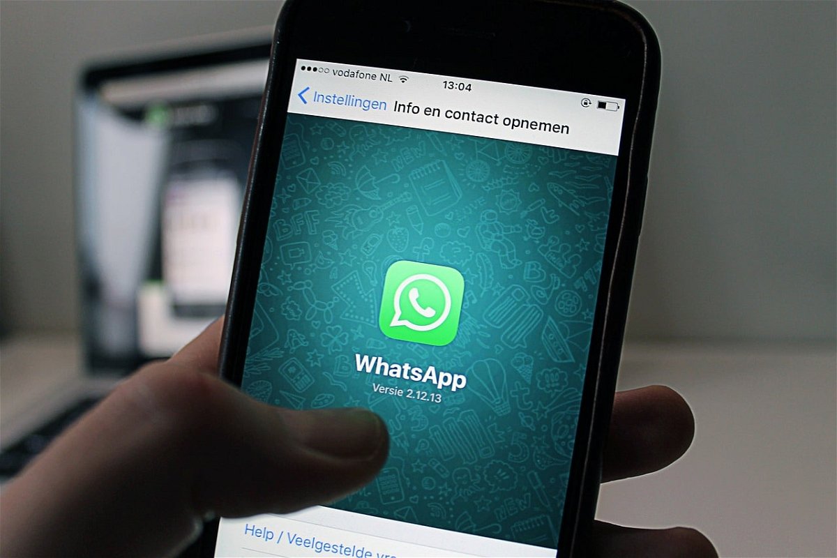 Können Polizei und Behörden bei WhatsApp mitlesen?