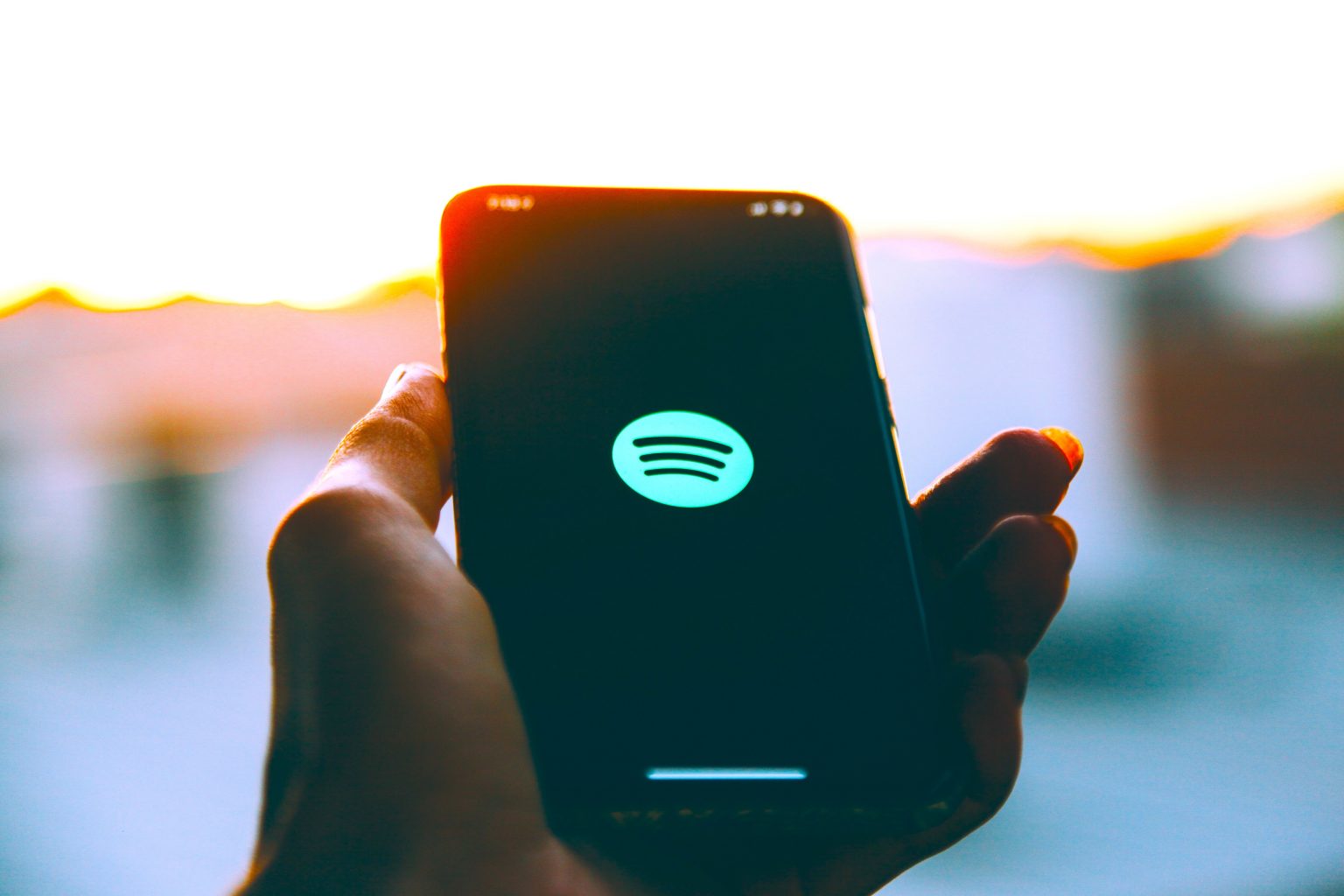 Spotify offline hören ganz einfach mit und ohne Premium schieb.de