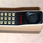 Motorola: Vor 50 Jahren das erste Telefongespräch per Mobilfunk