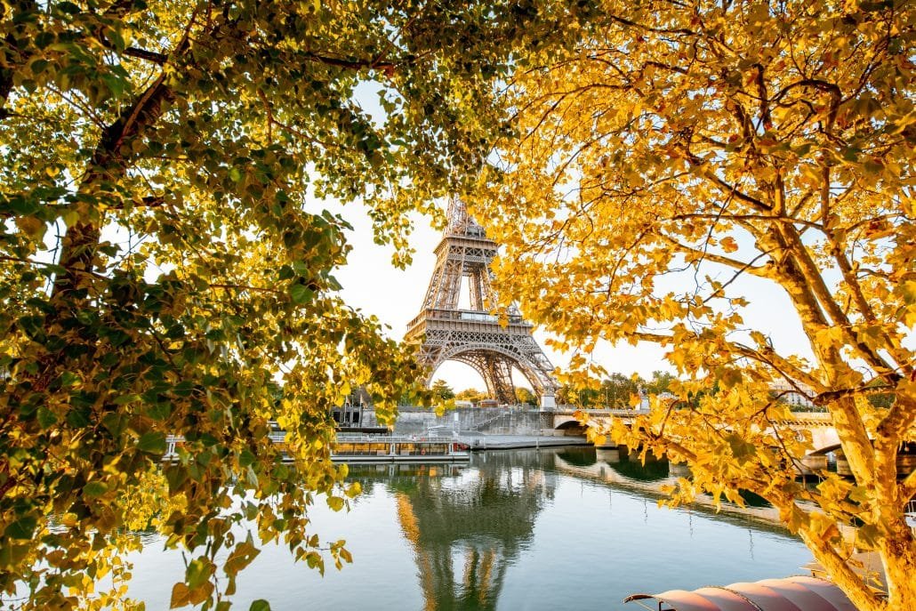 Eiffelturm: Wer ihn fotografiert, sollte das nicht bei Nacht