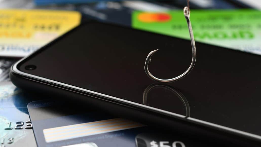 Vishing: Das Abfischen sensibler Daten und der Betrug durch Sprachanrufe wird Vishing genannt