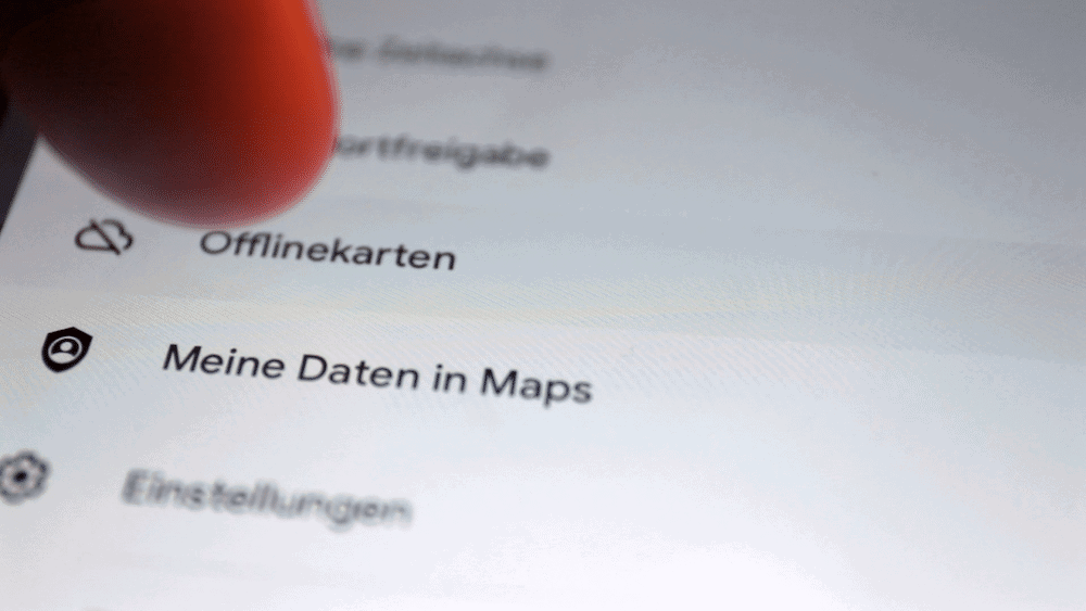 Einstellungen für Offlinekarten und Daten in Maps