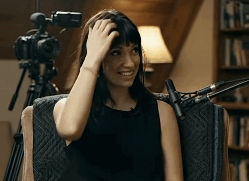 Michelle: Eine Influencerin, erschaffen von einem Creator mit handelsüblichen KI-Werkzeugen